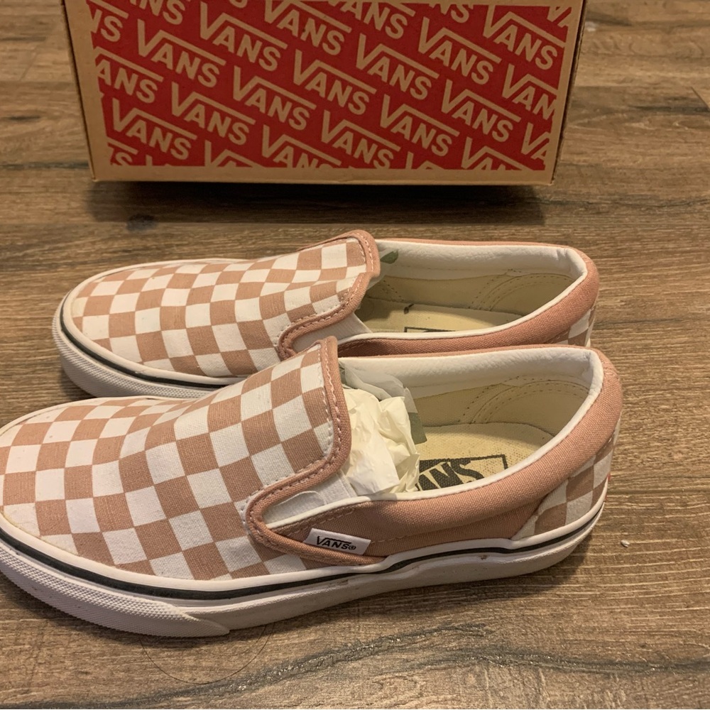 Checkered Vans - Picture 1 of 3